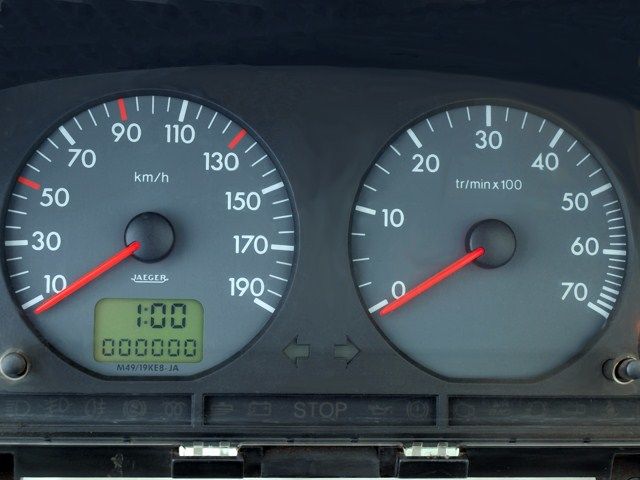 Reparation Des Compteurs Et Des Combines D Instruments Offres Et Services De Reparation Des Compteurs Et Des Combines D Instruments Equip Garage