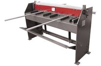 Cisaille guillotine manuelle par commande à pied - largeur du travail 1270 mm et épaisseurs jusque 1,2 mm en acier Torros SH127012