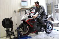 100% Gestion électronique Moto (piste ou off road)