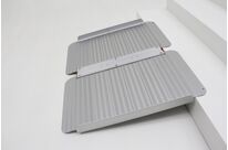 Rampe d&amp;#039;accès aluminium 300 kg - 920 x 720 mm - largeur utile 660 mm - pliable MW Tools ARP0996