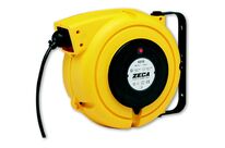 Enrouleur de câble 9 m 3G 1,5 mm² 230V Technopolymère avec enrouleur automatique et support mural pivotant Zeca 4315 RNF