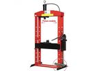 Presse hydraulique sur bâti 20 tonnes piston mobile et pédale d'approche
