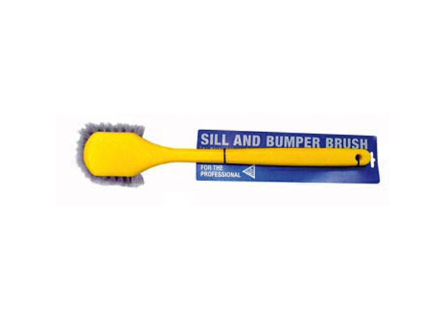 Brosse pour pare-chocs et seuils