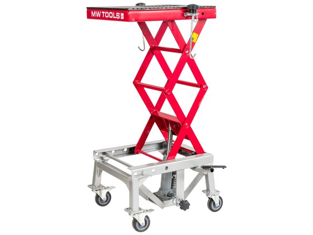 Lève-moto hydraulique mobile 135 kg 345 à 870 mm pour motos, trottinettes, scooters MW Tools MSB135