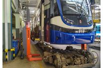 Colonne mobile pour des véhicules ferroviaires légers, 7,5 T, sans câble : EHB907KDC