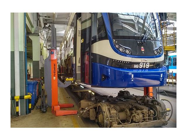 Colonne mobile pour des véhicules ferroviaires légers, 7,5 T, sans câble : EHB907KDC