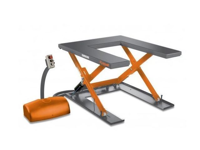 Table élévatrice électrohydraulique avec une plate-forme en U | SHT 1001 U