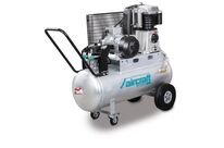 Compresseur mobile à entraïnement par courroie à huile cuve galvanisée 100 L 4 kW / 5,3 Ch 10 bars 650 l/min 400V Aircraft AIRPROFI 703/100 P