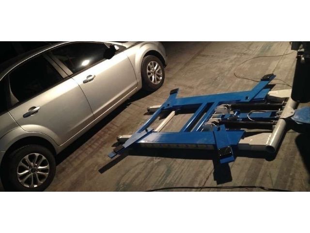 Pont ciseaux mobile 2.7 T 220 v