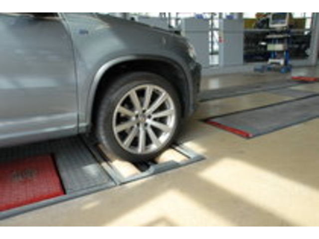 Freinomètre à rouleaux : MBT 2450 EUROSYSTEM 4x4, MCD 2000