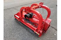 Broyeur à fléaux 138 cm - Double attelage avant/arrière - Déport hydraulique 450 mm - Pour tracteur 35 à 45 CV - Cardan inclus Torros KPAV138