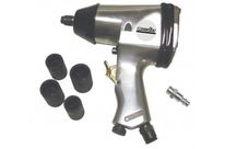 Clé à chocs 1/2 + 4 douilles